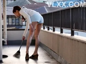 Hai em cấp dưới vú đẹp luôn muốn xxx với tôi